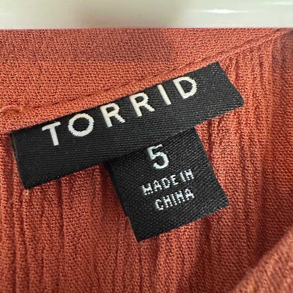 Boho Beauty: Torrid Crochet Halter Tank – Burnt Orange – Size 5X - Picture 10 of 11